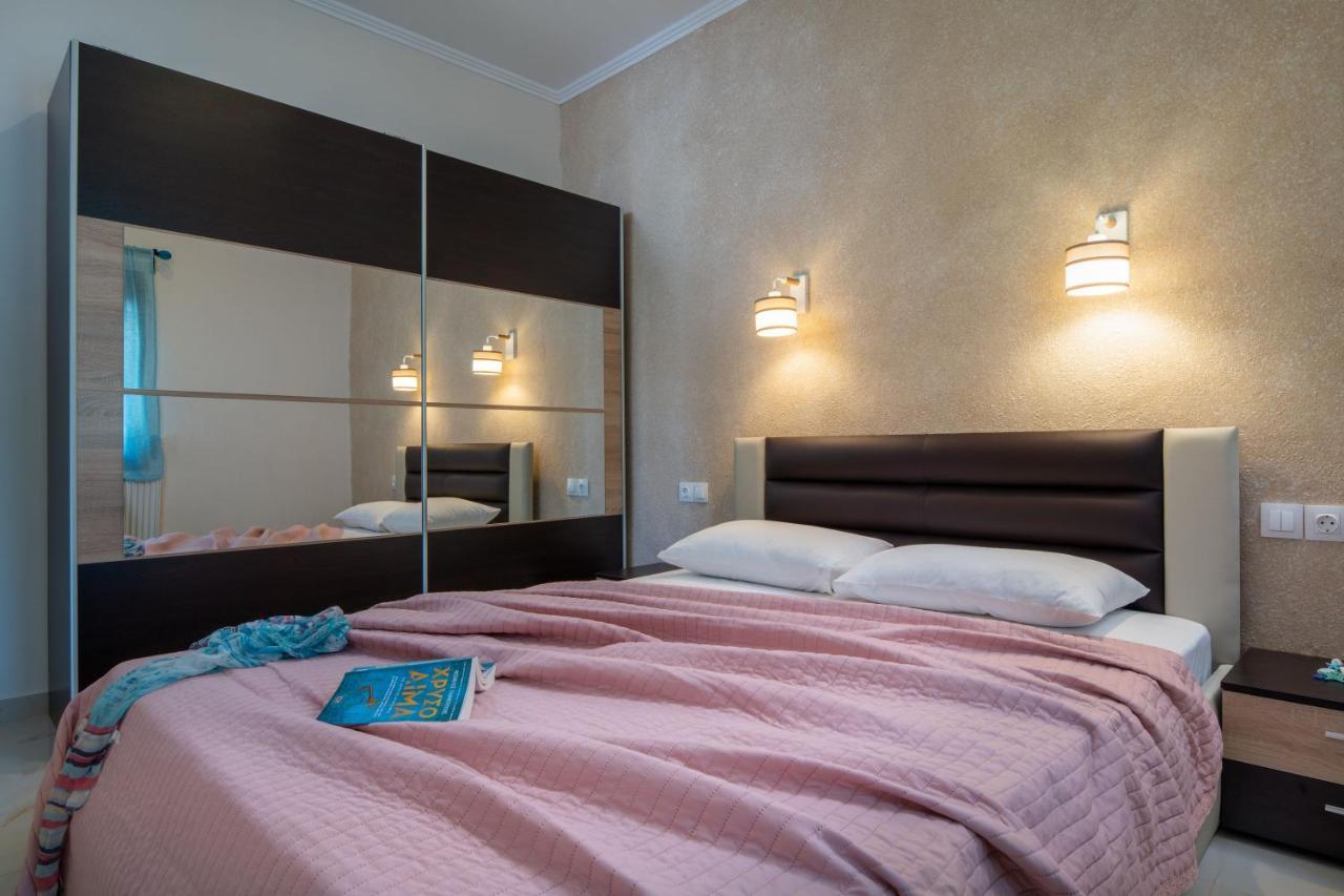 Exochiko Kalamitsi Apartment Luaran gambar